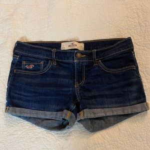 Hollister mid rise denim short shorts - dark wash
